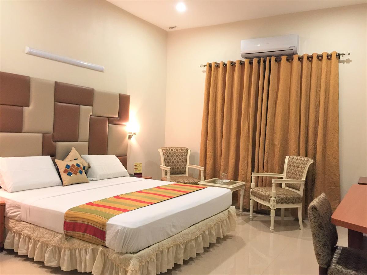 Star Guest House Karachi Extérieur photo