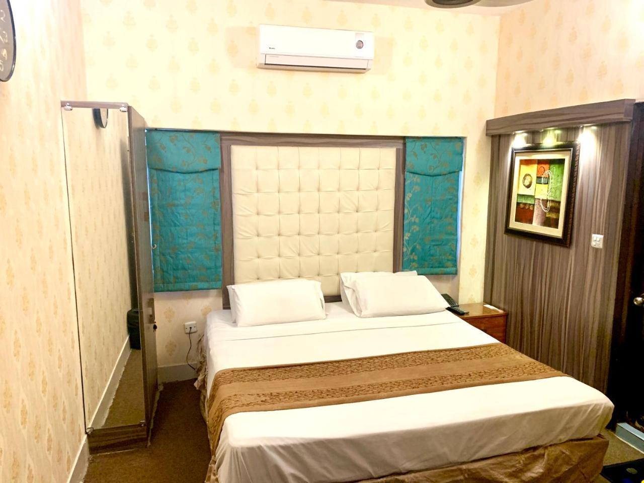 Star Guest House Karachi Extérieur photo